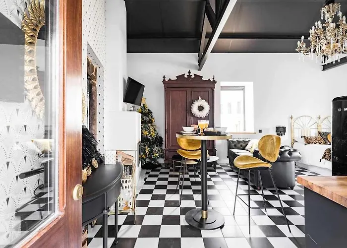 מלון דירות La Anos 20. Banera, Chimenea Y Terraza. 4*