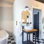 La Anos 20. Banera, Chimenea Y Terraza. Aparthotel 4*