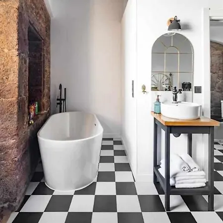 La Años 20 Bañera Y Chimenea De Leña Corcubión