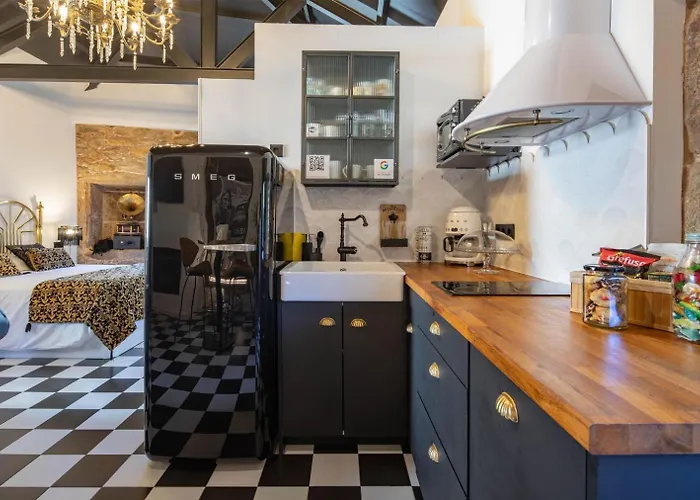 Hotel apartamentowy La Anos 20. Banera, Chimenea Y Terraza. Corcubión